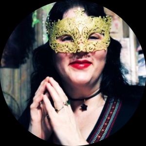 Meet your Posher, Jennie